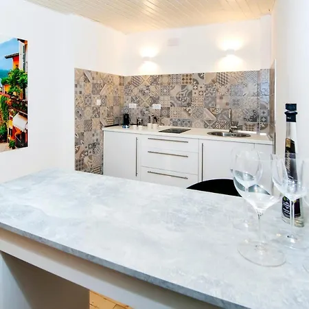 Ambient Apartman - Old Center Apartment